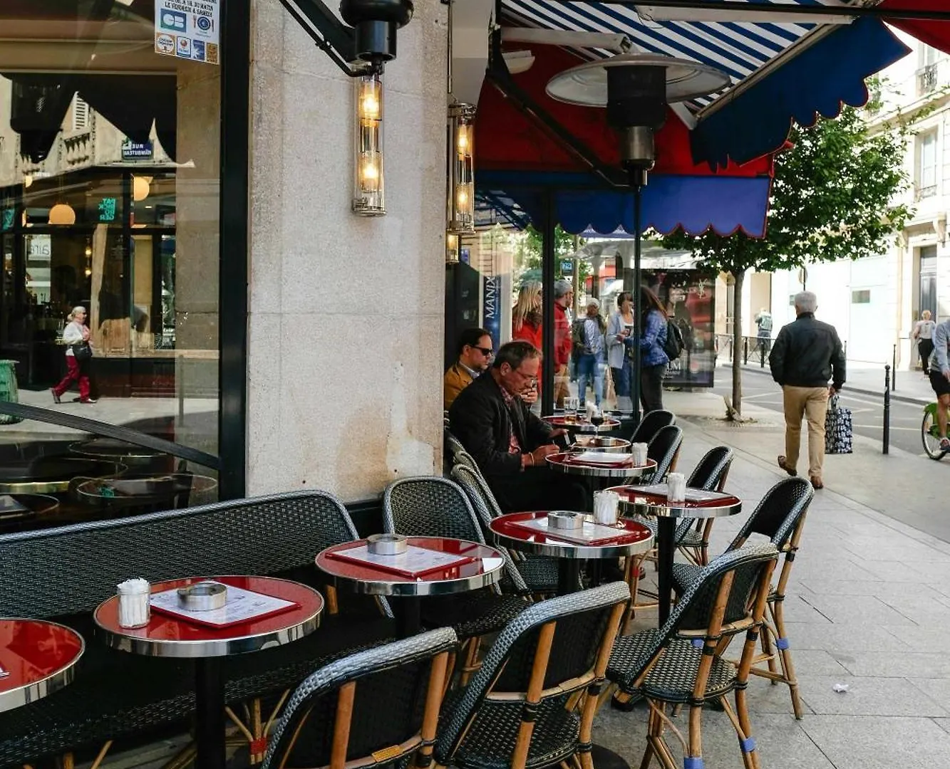 Modern Studio For 2P With A-C - Near Montmartre Paris 0*,  France